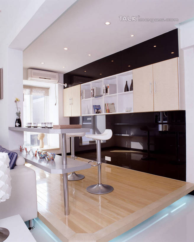 无人,家,竖图,室内,白天,正面,绘画,植物,别墅,餐桌,厨房,地板,家具,天花板,装修,桌面,桌子,建筑,欧式,阴影,艺术,装饰,光线,盆栽,影子,房屋,墙,屋子,公寓,灯光,盆景,地面,古典,豪华,文化,建设,现代,装潢,洋房,楼房,木地板,墙壁,墙面,住宅,绿色,自然,工艺品,室内装潢,品味,生长,成长,餐台,样板房,明亮,美术,高雅,舒适,家居装潢,挂画,房屋设计,地中海风格,古典风格,简约风格,室内设计,宽敞,样板房装潢,美学,设计,装饰画,彩图,房子,灶间,厨房料理台,料理台,szzm1