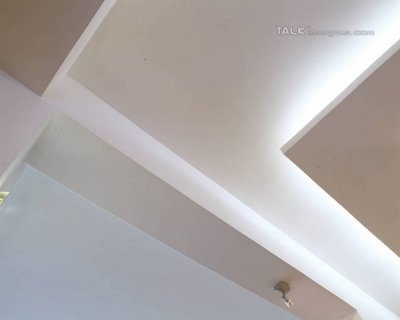 无人,家,横图,室内,白天,仰视,别墅,家具,天花板,装修,建筑,照明,欧式,阴影,装饰,光线,影子,房屋,屋子,公寓,灯光,豪华,建设,现代,装潢,洋房,楼房,顶灯,住宅,灯,白色,灯具,室内装潢,样板房,明亮,照亮,舒适,家居装潢,照明设备,房屋设计,地中海风格,古典风格,简约风格,室内设计,宽敞,样板房装潢,设计,彩图,低角度拍摄,房子,szzm1