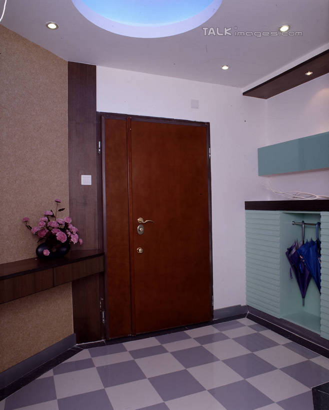 无人,家,竖图,室内,白天,正面,植物,别墅,柜子,家具,门,天花板,装修,建筑,照明,欧式,阴影,装饰,盛开,光线,瓷砖,地砖,盆栽,伞,影子,雨伞,房屋,墙,屋子,公寓,灯光,盆景,地面,储物柜,豪华,花蕾,阳伞,建设,现代,装潢,洋房,楼房,顶灯,墙壁,墙面,住宅,灯,花,花瓣,花朵,鲜花,绿色,自然,灯具,门框,室内装潢,花苞,花蕊,生长,成长,样板房,明亮,照亮,舒适,家居装潢,照明设备,储存,房屋设计,地中海风格,古典风格,简约风格,室内设计,宽敞,样板房装潢,储备,蕴藏,贮备,设计,彩图,房子,贮存,szzm1