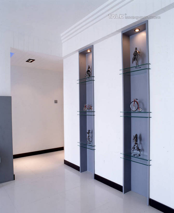 无人,家,竖图,室内,白天,正面,别墅,家具,天花板,装修,建筑,照明,欧式,阴影,装饰,光线,影子,房屋,墙,屋子,公寓,走道,走廊,过道,灯光,豪华,置物架,建设,现代,装潢,洋房,楼房,顶灯,架子,墙壁,墙面,住宅,灯,白色,灯具,室内装潢,样板房,明亮,照亮,舒适,家居装潢,照明设备,陈列架,房屋设计,地中海风格,古典风格,简约风格,室内设计,宽敞,样板房装潢,搁架,设计,彩图,房子,szzm1