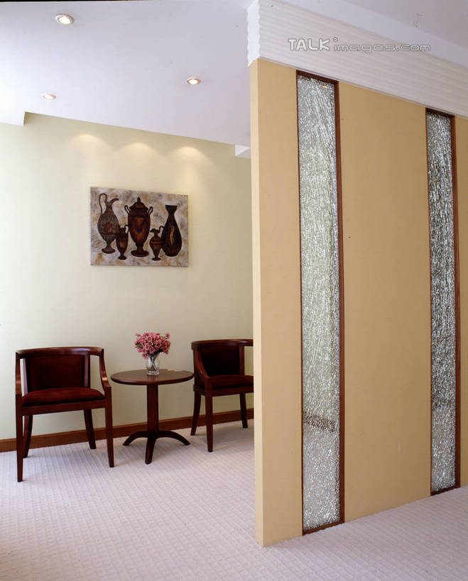 无人,家,竖图,室内,白天,正面,绘画,别墅,家具,天花板,装修,建筑,欧式,阴影,艺术,装饰,盛开,反射,影子,房屋,墙,屋子,公寓,古典,豪华,花蕾,文化,建设,现代,装潢,洋房,楼房,墙壁,墙面,住宅,花,花瓣,花朵,鲜花,白色,工艺品,室内装潢,花苞,花蕊,品味,样板房,明亮,美术,高雅,舒适,家居装潢,挂画,房屋设计,地中海风格,古典风格,简约风格,室内设计,宽敞,样板房装潢,美学,设计,装饰画,彩图,房子,szzm1