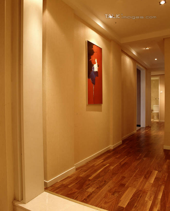 无人,家,竖图,室内,白天,正面,绘画,别墅,地板,家具,天花板,装修,建筑,照明,欧式,阴影,艺术,装饰,光线,影子,房屋,墙,屋子,公寓,灯光,地面,古典,豪华,文化,建设,现代,装潢,洋房,楼房,顶灯,木地板,墙壁,墙面,住宅,灯,工艺品,灯具,室内装潢,品味,样板房,明亮,照亮,美术,高雅,舒适,家居装潢,照明设备,挂画,房屋设计,地中海风格,古典风格,简约风格,室内设计,宽敞,样板房装潢,美学,设计,装饰画,彩图,房子,szzm1