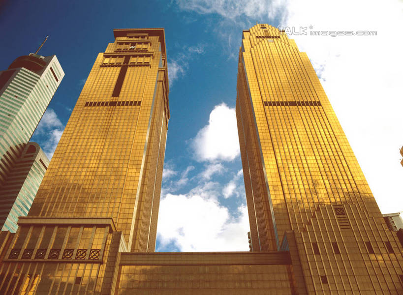 无人,高楼大厦,横图,室外,白天,仰视,度假,美景,植物,城市风光,城市,大厦,建筑,摩天大楼,深圳,中国,亚洲,阴影,光线,影子,景观,云,云朵,建筑群,云彩,娱乐,建设,树,树木,蓝色,绿色,白云,蓝天,天空,阳光,自然,天,享受,休闲,景色,放松,生长,晴朗,成长,东亚,广东,鹏城,广东省,中华人民共和国,华南地区,粤,深圳市,晴空,彩图,低角度拍摄,大楼,高层建筑,高楼,摩天楼,szzm1