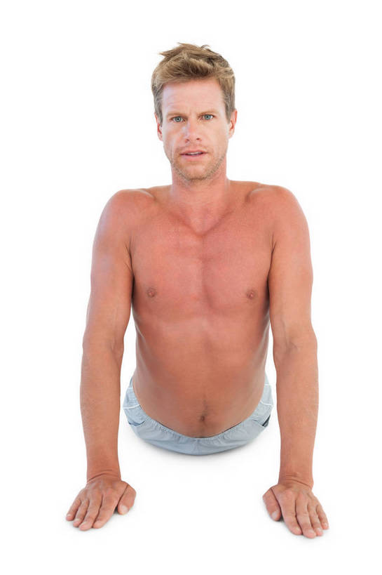 西方人,肌肉,健壮,一个人,竖图,室内,白天,白色背景,正面,锻炼,瑜伽,运动,欧洲,欧洲人,仅一个男性,仅一个人,仅一个中年男性,撑,内裤,短裤,注视,裸露,四角裤,观察,看,趴着,健康,活力,力量,养生,摄影,影棚,观看,青春,察看,撑着,强壮,关注,裸,眼镜蛇式,体育,男人,男性,中年男性,白种人,趴,彩图,全身,影棚拍摄,健身,拍摄,平口裤,孖烟囱