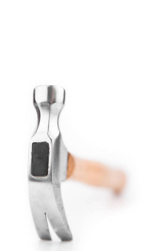 无人,竖图,室内,特写,白天,白色背景,正面,静物,敲打,阴影,朦胧,模糊,反射,锤子,工具,榔头,影子,一个,摄影,影棚,单个,五金,变形,紧固,矫正,塑形,牢固,羊角锤,彩图,影棚拍摄,拍摄