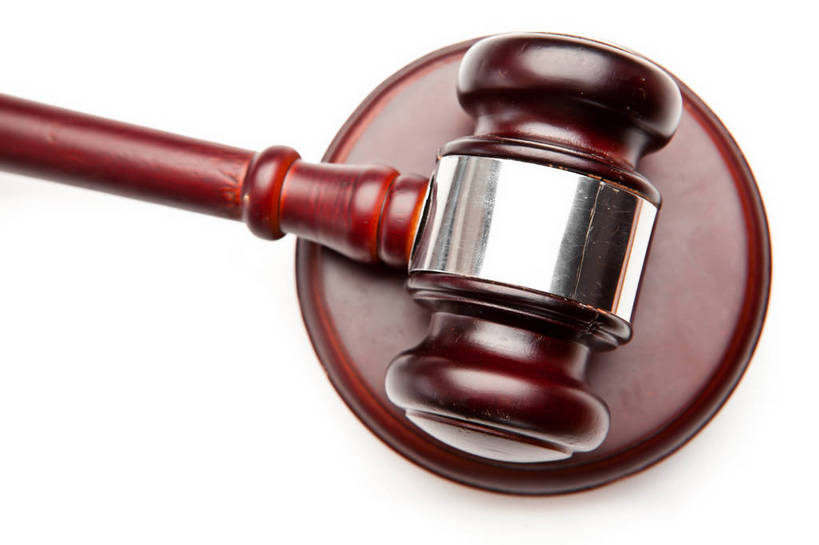 无人,横图,俯视,室内,特写,白天,白色背景,静物,阴影,反射,木制,影子,红色,木制品,拍卖槌,拍卖锤,摄影,影棚,法槌,法锤,彩图,高角度拍摄,影棚拍摄,拍摄