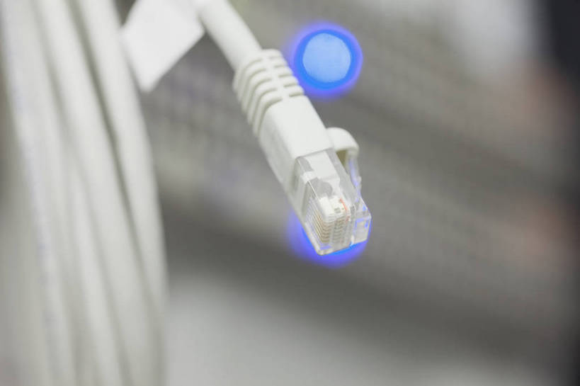 无人,横图,室内,特写,白天,正面,通讯,数据,静物,朦胧,模糊,传输,USB接口,通用串行总线,接口,数据线,端口,USB线,线缆,彩图,USB数据线