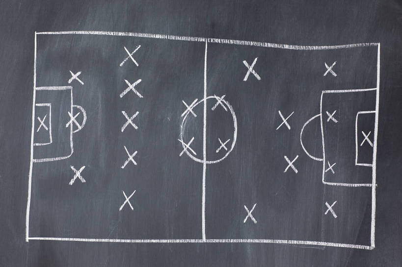 无人,学校,足球场,交叉,横图,室内,特写,白天,正面,计划,静物,阴影,反射,影子,校园,黑板,教室,教学,课堂,绿茵场,相交,交集,耐磨,教学黑板,筹划,打算,彩图,足球比赛场地