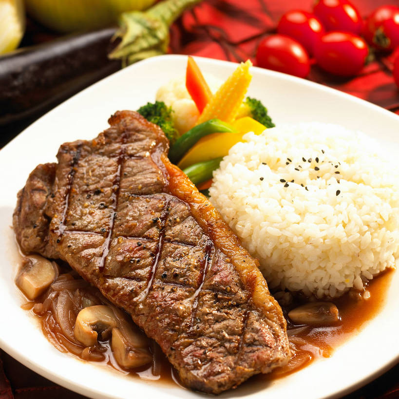 米饭,无人,方图,俯视,室内,特写,白天,烹饪,西餐,玉米,餐桌,桌子,茄子,蔬菜,西红柿,小番茄,餐具,一堆,许多,堆叠,堆积,新鲜,棒子,碟子,盘,陶瓷,菌菇,蘑菇,西兰花,玉蜀黍,肉,芝麻,牛排,牛肉,料理,食品,陶瓷制品,饭,很多,菌类,菜肴,美食,肉类,食物,一个,红色,紫色,白色,黑色,盘子,碟,食用菌,西式,佳肴,有机食品,绿色食品,单个,餐台,堆,苞米,黑芝麻,五谷,真菌,苞芦,白蘑菇,洋蘑菇,肉食,苞谷,脂麻,胡麻,白麻,巨胜子,包谷,大蜀黍,番麦,薏米包,玉高粱,玉麦,珍珠米,油麻,草腐菌,二孢蘑菇,双孢蘑菇,小玉米,甘蓝花,小西红柿,樱桃小番茄,珍珠小番茄,玉米笋,樱桃番茄,圣女果,落苏,酪酥,昆仑瓜,番茄,矮瓜,彩图,高角度拍摄,绿菜花,绿花菜,青花菜,蔬菜皇冠,shjb1