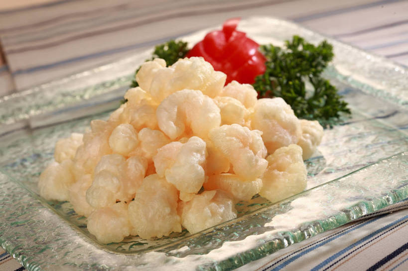 无人,横图,俯视,室内,特写,白天,烹饪,中餐,餐桌,桌子,芹菜,蔬菜,西红柿,餐具,叶子,阴影,新鲜,反射,布料,碟子,盘,影子,肉,虾仁,料理,食品,绿叶,布纹,菜肴,美食,肉类,桌布,食物,一个,白色,盘子,餐巾,碟,台布,中式,嫩叶,佳肴,有机食品,绿色食品,荷兰芹,欧芹,香芹,单个,餐台,中华料理,水晶虾仁,虾肉,配菜,肉食,法香,巴西利,洋香菜,洋芫荽,法国香菜,旱芹菜,番荽,本帮菜,沪菜,上海菜,叶,叶片,洋柿子,柑仔蜜,番茄,臭柿,餐桌布,彩图,高角度拍摄,六月柿,喜报三元,shjb1