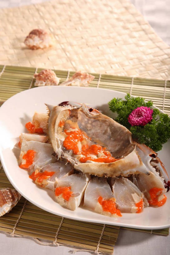 蟹,无人,竖图,俯视,室内,特写,白天,烹饪,中餐,餐桌,桌子,芹菜,蔬菜,贝壳,餐具,叶子,切开,阴影,竹制,新鲜,盛开,反射,螃蟹,碟子,盘,影子,竹席,料理,食品,绿叶,花蕾,菜肴,美食,花,花瓣,花朵,鲜花,食物,排列,一个,粉色,白色,盘子,碟,花苞,花蕊,切,中式,嫩叶,佳肴,有机食品,绿色食品,荷兰芹,欧芹,香芹,单个,餐台,中华料理,配菜,竹制品,剖面,切面,法香,巴西利,洋香菜,洋芫荽,法国香菜,旱芹菜,番荽,摆列,甲壳动物,叶,叶片,贝类外壳,海螺壳,软体动物外壳,彩图,高角度拍摄,布列,分列,醉蟹,shjb1