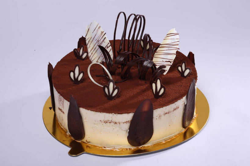 点心,无人,横图,俯视,室内,特写,白天,下午茶,餐桌,桌子,阴影,紫色背景,反射,圆形,粉末,图形,影子,圆,纸,食品,糖,糖果,甜点,甜品,纸张,几何,巧克力蛋糕,食物,糕点,一个,甜食,巧克力,金色,粉,摄影,影棚,单个,餐台,朱古力,纸板,数学,摄影棚,硬纸板,粉状,粉剂,彩图,高角度拍摄,影棚拍摄,拍摄,几何图形,平面图形,蛋糕,shjb1