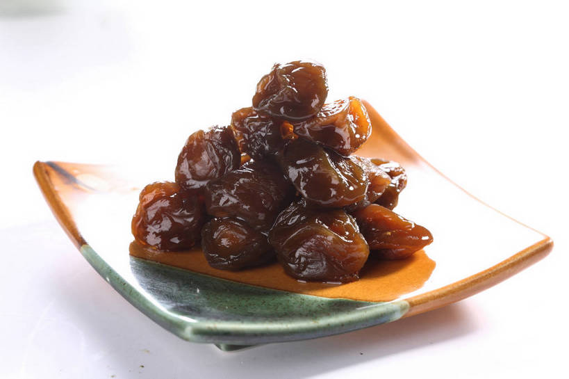 点心,无人,横图,俯视,室内,特写,白天,餐桌,桌子,餐具,一堆,许多,阴影,堆叠,堆积,反射,碟子,盘,影子,陶瓷,食品,陶瓷制品,话梅,很多,食物,一个,盘子,碟,零食,摄影,影棚,单个,餐台,堆,摄影棚,梅子,彩图,高角度拍摄,影棚拍摄,拍摄,黄梅,shjb1