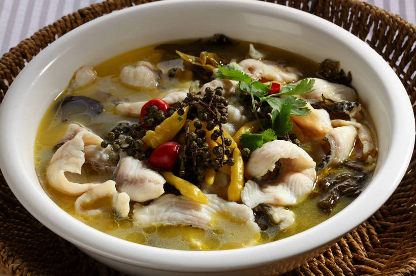 无人,交叉,横图,俯视,室内,特写,白天,烹饪,中餐,餐桌,桌子,竹子,蔬菜,竹制,新鲜,编织,布料,篮子,陶瓷,大白菜,青椒,香菜,调味,肉,香料,鱼肉,佐料,鱼片,料理,食品,陶瓷制品,布纹,白菜,酸菜,菜肴,美食,肉类,桌布,食物,一个,白色,餐巾,容器,竹篮,台布,碗,中式,佳肴,有机食品,绿色食品,单个,餐台,中华料理,酸菜鱼,储藏,竹条,交织,花椒,山椒,配料,竹制品,储存,川菜,肉食,胡菜,香荽,原荽,园荽,芫荽,结球白菜,作料,胡荽,莞荽,芫茜,芫蓿,莚葛草,莚荽菜,穿插,胶菜,四川菜,大花椒,狗椒,红花椒,青花椒,蜀椒,香椒,红椒,餐桌布,彩图,高角度拍摄,黄芽白,贮存,shjb1