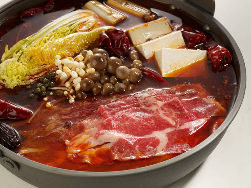 豆腐,无人,横图,俯视,室内,特写,白天,烹饪,餐桌,桌子,辣椒,蔬菜,厨具,许多,新鲜,锅子,葱,大白菜,大葱,菌菇,青葱,青椒,香菇,调味,肉,香料,佐料,很多,菌类,锅,白菜,肉类,排列,食用菌,摄影,有机食品,绿色食品,影棚,餐台,锅具,花椒,山椒,配料,真菌,豆制品,摄影棚,肉食,娃娃菜,烹饪用具,辣角,红海椒,大椒,辣虎,广椒,结球白菜,作料,摆列,胶菜,椎茸,大花椒,狗椒,红花椒,青花椒,蜀椒,香椒,烹调用具,辣子,红辣椒,红椒,海椒,番椒,烹调,彩图,高角度拍摄,影棚拍摄,拍摄,平庄菇,香菌,香蕈,黄芽白,布列,分列,shjb1,白总管,藤椒,万花针,竹叶花椒,竹叶总管