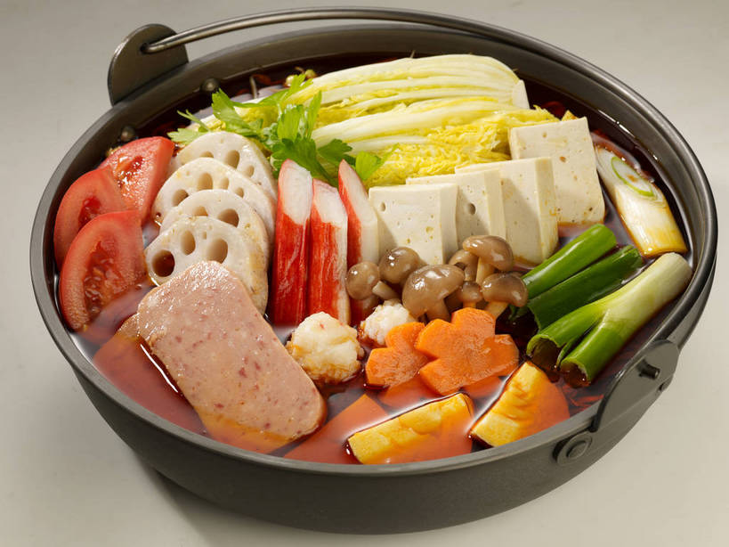 豆腐,无人,横图,俯视,室内,特写,白天,烹饪,餐桌,桌子,萝卜,胡萝卜,蔬菜,蒜,西红柿,厨具,叶子,许多,切开,新鲜,锅子,大白菜,菌菇,香菜,肉,绿叶,丸子,很多,蒜头,菌类,锅,白菜,肉糜,藕,肉类,肉丸,排列,切,嫩叶,食用菌,摄影,有机食品,绿色食品,影棚,餐台,锅具,肉圆,真菌,豆制品,摄影棚,蟹棒,黄萝卜,番萝卜,蟹肉棒,剖面,午餐肉,肉食,娃娃菜,烹饪用具,切面,胡菜,香荽,原荽,园荽,芫荽,结球白菜,压缩,胡荽,莞荽,芫茜,芫蓿,莚葛草,莚荽菜,摆列,胡蒜,胶菜,莲藕,叶,叶片,烹调用具,洋柿子,红萝卜,柑仔蜜,甘荀,番茄,大蒜,臭柿,烹调,彩图,高角度拍摄,影棚拍摄,拍摄,六月柿,丁香萝卜,胡芦菔金,金笋,蟹足棒,菜藕,光旁,果藕,荷藕,湖藕,黄芽白,藕节,水鞭蓉,布列,分列,喜报三元,shjb1