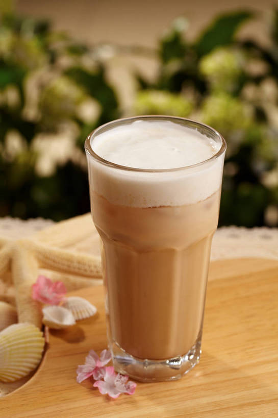 无人,竖图,俯视,室内,特写,白天,幸福,茶,桌面,桌子,海星,杯子,贝壳,叶子,许多,朦胧,模糊,盛开,纹路,木制,纹理,木桌,红茶,茶叶,绿叶,很多,一杯,花蕾,娱乐,海洋生物,玻璃制品,花,花瓣,花朵,鲜花,一个,粉色,黄色,动物,木制品,水杯,花苞,花蕊,享受,休闲,温馨,嫩叶,生物,放松,乐趣,单个,提神,舒适,醒脑,肌理,棘皮动物门,叶,叶片,贝类外壳,海螺壳,软体动物外壳,玻璃杯,星鱼,彩图,高角度拍摄,泡沫红茶,木桌子,shjb1