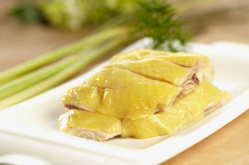 无人,横图,俯视,室内,特写,白天,烹饪,中餐,餐桌,桌子,餐具,叶子,一排,许多,切开,朦胧,模糊,整齐,盛开,碟子,盘,鸡肉,肉,料理,食品,绿叶,很多,花蕾,菜肴,美食,肉类,花,花瓣,花朵,鲜花,食物,排列,一个,绿色,盘子,碟,花苞,花蕊,切,中式,嫩叶,佳肴,单个,餐台,中华料理,堆,队列,剖面,肉食,白斩鸡,切面,三黄油鸡,叶,叶片,彩图,高角度拍摄,shjb1