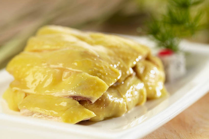 无人,横图,俯视,室内,特写,白天,烹饪,中餐,餐桌,桌子,蔬菜,西红柿,小番茄,餐具,水果,叶子,一排,许多,切开,朦胧,模糊,新鲜,整齐,碟子,盘,鸡肉,肉,生食,料理,食品,果实,绿叶,很多,蔬果,菜肴,美食,肉类,火龙果,食物,排列,一个,红色,绿色,盘子,碟,切,中式,嫩叶,青龙果,佳肴,有机食品,绿色食品,单个,餐台,中华料理,堆,队列,剖面,肉食,白斩鸡,切面,三黄油鸡,小西红柿,樱桃小番茄,珍珠小番茄,叶,叶片,樱桃番茄,圣女果,番茄,彩图,高角度拍摄,shjb1