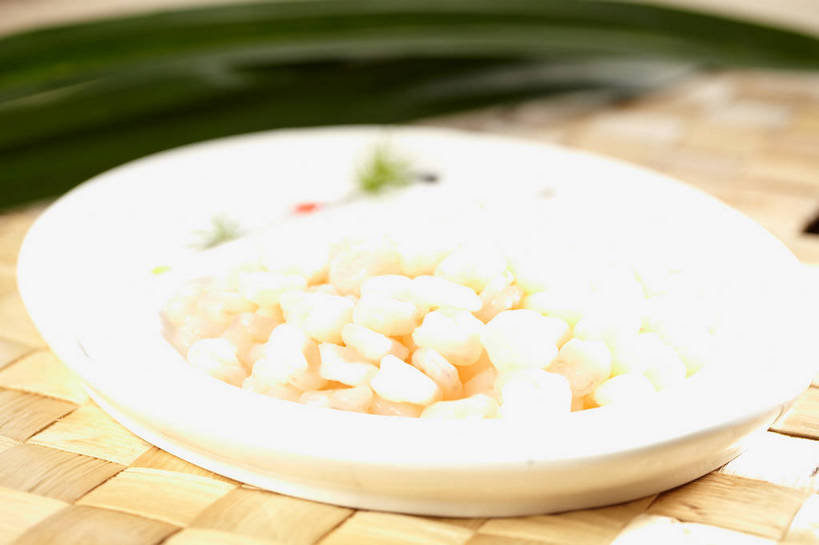 海鲜,无人,横图,俯视,室内,特写,白天,烹饪,中餐,餐桌,桌子,餐具,一堆,许多,堆叠,堆积,朦胧,模糊,碟子,盘,肉,虾,虾仁,料理,食品,很多,水产,菜肴,美食,肉类,海洋生物,食物,一个,盘子,碟,中式,佳肴,对虾,单个,餐台,中华料理,堆,虾肉,水生动物,海产品,水生物,肉食,海底动物,本帮菜,沪菜,上海菜,彩图,高角度拍摄,清炒虾仁,shjb1