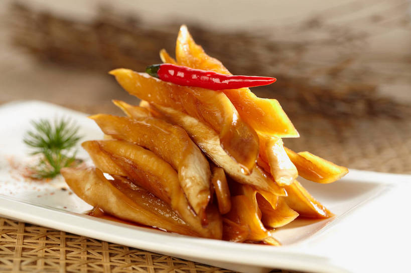 无人,横图,俯视,室内,特写,白天,餐桌,桌子,萝卜,白萝卜,辣椒,蔬菜,餐具,叶子,朦胧,模糊,新鲜,碟子,盘,调料,酱料,酱汁,佐料,食品,绿叶,调味品,调味料,酱菜,酱,食物,腌制,一个,红色,绿色,盘子,碟,嫩叶,有机食品,绿色食品,单个,餐台,腌渍,辣角,红海椒,大椒,辣虎,广椒,叶,叶片,莱菔,辣子,红辣椒,海椒,番椒,彩图,高角度拍摄,酱萝卜,shjb1