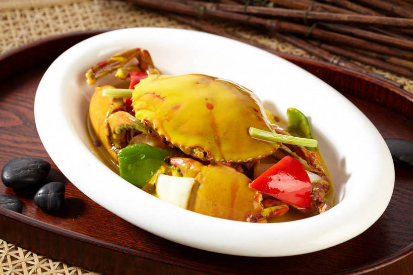 蟹,咖哩,无人,横图,俯视,室内,特写,白天,烹饪,中餐,石头,餐桌,桌子,辣椒,芹菜,蔬菜,洋葱,餐具,切开,新鲜,木制,螃蟹,碟子,盘,石子,陶瓷,调料,料理,食品,陶瓷制品,调味品,调味料,咖喱,菜肴,美食,食物,两个,黄色,红色,绿色,盘子,木制品,容器,碟,碗,切,中式,鹅卵石,佳肴,有机食品,绿色食品,餐台,中华料理,储藏,储存,玉葱,剖面,按摩石,切面,辣角,红海椒,大椒,辣虎,广椒,甲壳动物,荷兰葱,石块,圆葱,药芹,洋葱头,水芹,球葱,辣子,红辣椒,旱芹,海椒,番椒,葱头,彩图,高角度拍摄,咖喱蟹,贮存,shjb1