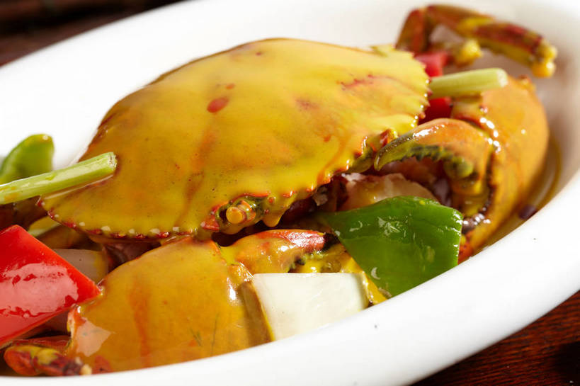 蟹,咖哩,无人,横图,俯视,室内,特写,白天,烹饪,中餐,辣椒,芹菜,蔬菜,洋葱,切开,新鲜,螃蟹,陶瓷,调料,料理,食品,陶瓷制品,调味品,调味料,咖喱,菜肴,美食,食物,一个,黄色,红色,绿色,容器,碗,切,中式,佳肴,有机食品,绿色食品,单个,中华料理,储藏,储存,玉葱,剖面,切面,辣角,红海椒,大椒,辣虎,广椒,甲壳动物,荷兰葱,圆葱,药芹,洋葱头,水芹,球葱,辣子,红辣椒,旱芹,海椒,番椒,葱头,彩图,高角度拍摄,咖喱蟹,贮存,shjb1