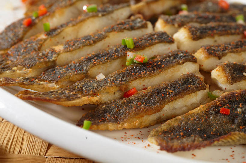 海鲜,无人,横图,俯视,室内,特写,白天,烹饪,中餐,餐桌,桌子,柠檬,蔬菜,餐具,水果,叶子,切开,新鲜,盛开,鱼,碟子,盘,葱,青葱,生食,料理,食品,果实,绿叶,花蕾,蔬果,水产,菜肴,美食,鱼类,海洋生物,花,花瓣,花朵,鲜花,食物,排列,一个,盘子,碟,花苞,花蕊,切,中式,嫩叶,佳肴,有机食品,绿色食品,单个,餐台,中华料理,水生动物,海产品,水生物,剖面,海底动物,切面,大菱鲆,摆列,瘤棘鲆,叶,叶片,益母果,柠果,彩图,高角度拍摄,布列,分列,多宝鱼,欧洲比目鱼,shjb1