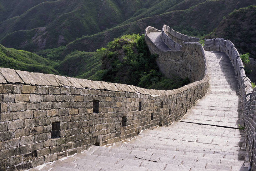 横图,彩色,室外,白天,旅游,度假,名胜古迹,山,标志建筑,地标,建筑,北京,长城,中国,亚洲,游人,风俗,遗迹,砖,文化遗产,古迹,历史,文物,娱乐,建设,传统,城墙,古建筑,享受,休闲,旅游胜地,放松,精神,摄影,古代建筑,象征,美好,感受,古文明,东亚,中华人民共和国,威严,奇迹,伟大,古代文明,制度,特征,彩图,旅行,bj174