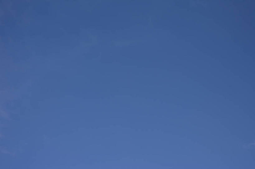 横图,彩色,室外,白天,静物,云,蓝色,白色,白云,天空,自然,摄影,蓝,简单,纯朴,彩图,bj174