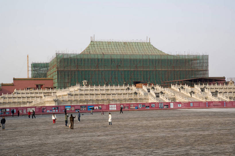 故宫,宫殿,横图,彩色,室外,白天,旅游,度假,名胜古迹,标志建筑,地标,建筑,北京,中国,亚洲,遗迹,龙,文化遗产,首都,古迹,历史,文物,娱乐,建设,大厅,古建筑,建筑物,古代,紫禁城,享受,休闲,旅游胜地,放松,摄影,建造,严肃,权威,高贵,中国文化,古文明,东亚,首府,中华人民共和国,权力,威严,权势,古远,会堂,势力,尊严,彩图,旅行,传统文化,bj174