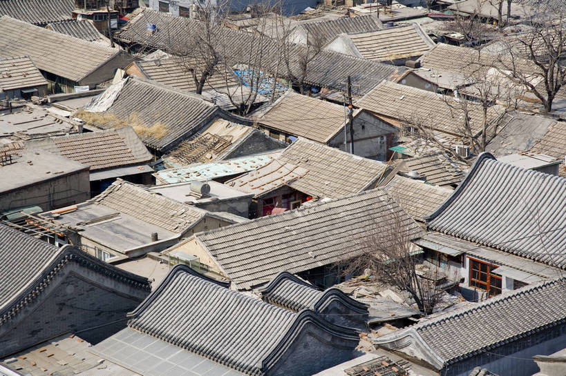 家,横图,俯视,彩色,室外,白天,旅游,建材,城市,道路,胡同,建筑,街道,路,公路,北京,中国,亚洲,风俗,瓦片,房屋,屋顶,屋子,小巷,交通,首都,瓦,楼房,民居,建筑物,住宅,摄影,建造,砖瓦,旧的,中国文化,建筑材料,东亚,屋瓦,首府,中华人民共和国,马路,彩图,旅行,房子,居住区,传统文化,屋面瓦,bj174