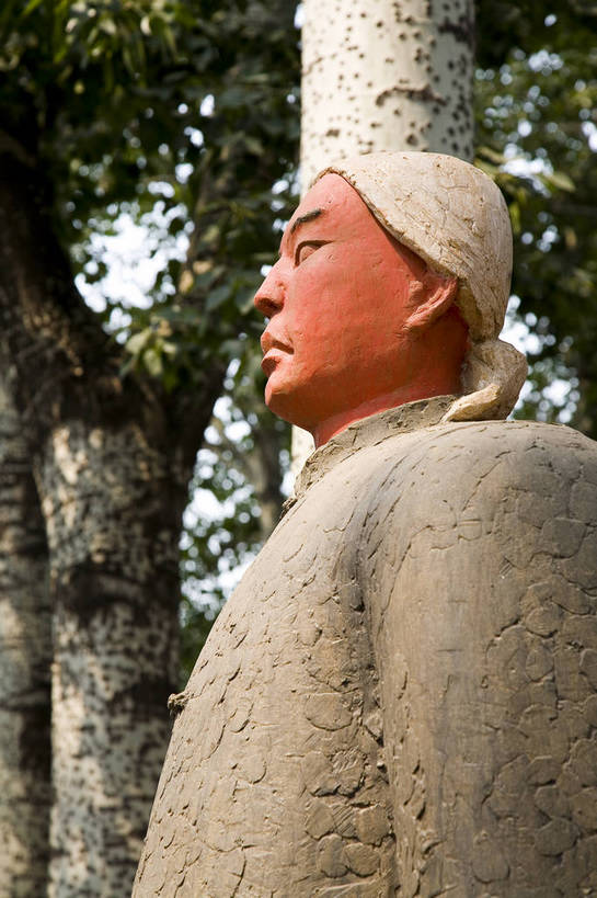 博物馆,家,竖图,彩色,白天,旅游,时尚,水,桌子,城市,地标,建筑,油画,北京,中国,亚洲,破旧,艺术,陈旧,标志,雕像,符号,塑像,房屋,屋子,艺术品,首都,流行,漂亮,标识,楼房,石雕,展品,建筑物,住宅,展示,潮流,竖,摄影,展览,美术,时髦,残破,美术馆,中国文化,美术品,画廊,陈列,东亚,发展,首府,中华人民共和国,时兴,发达,版画,设计,彩图,旅行,房子,798艺术区,传统文化,bj174