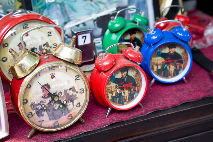 横图,彩色,购物,消费,北京,中国,亚洲,许多,集市,市场,首都,很多,古玩市场,零售,金融,摄影,古董,挑选,古物,中国文化,选择,政治,选购,贸易,古玩,东亚,中华人民共和国,北京市,京,北平,华北地区,朝阳区,血拼,变化,差别,彩图,北京潘家园旧货市场,潘家园街道,潘家园旧货市场,传统文化,bj174