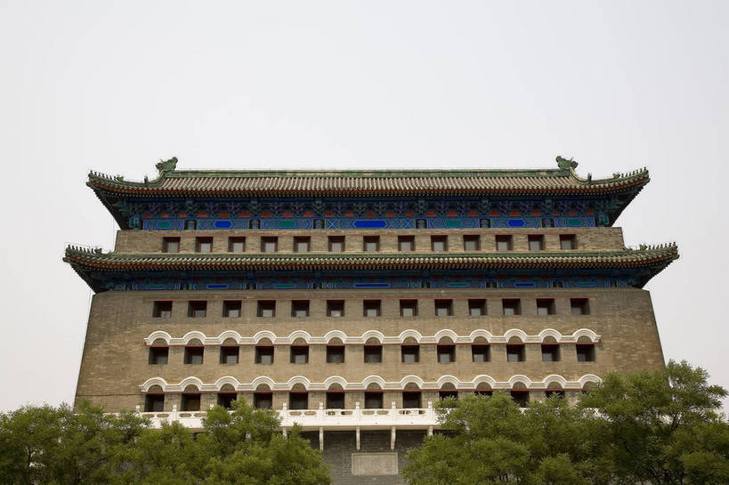 横图,彩色,室外,白天,旅游,度假,商务,美景,名胜古迹,城市风光,标志建筑,城市,道路,地标,建筑,街道,路,公路,北京,中国,亚洲,遗迹,楼,楼阁,景观,文化遗产,交通,繁忙,古迹,文物,娱乐,建设,古建筑,建筑物,享受,休闲,旅游胜地,景色,放松,摄影,古代建筑,中国文化,前门,忙碌,古文明,东亚,中华人民共和国,劳碌,马路,彩图,商业,高楼,传统文化,bj174