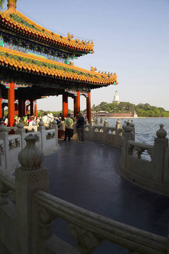 公园,竖图,彩色,室外,白天,旅游,湖,建筑,北海公园,北京,中国,亚洲,走廊,桥,竖,摄影,回廊,中国文化,东亚,中华人民共和国,彩图,旅行,高楼,传统文化,bj174