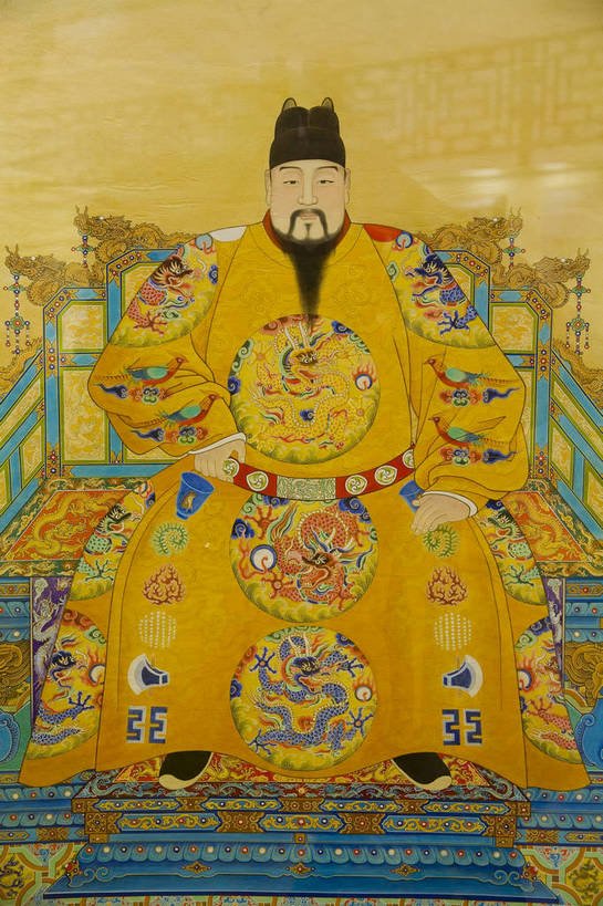 竖图,绘画,油画,北京,十三陵,中国,亚洲,艺术,文化遗产,艺术品,首都,黄色,竖,皇帝,权威,水彩画,高贵,中国文化,东亚,中华人民共和国,北京市,京,北平,华北地区,权力,统治,权势,昌平区,天子,九五之尊,圣上,统治者,陛下,官家,势力,明十三陵,君主,天寿山,定陵,昌平,中国画,明成祖,永乐大帝,永乐帝,永乐皇帝,朱棣,bj174