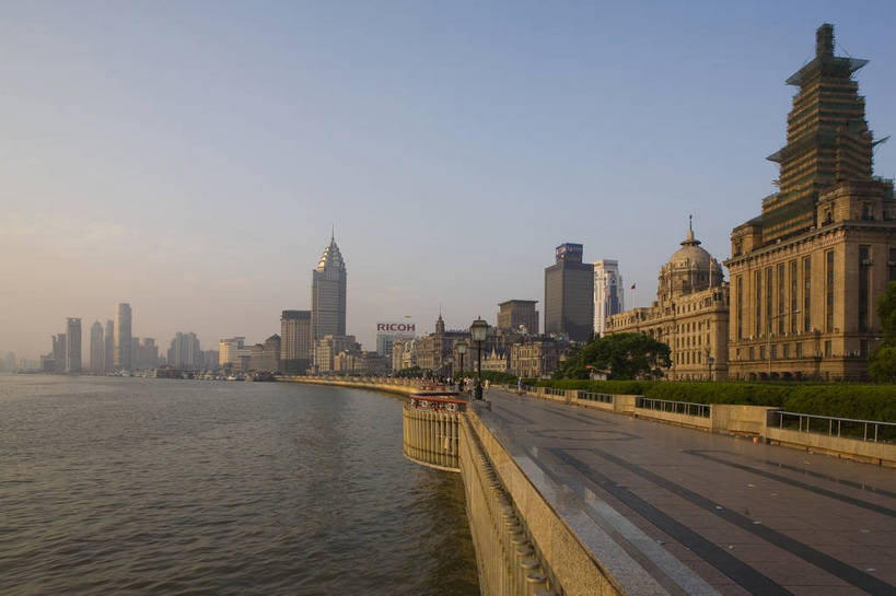 横图,彩色,度假,商务,河流,美景,城市风光,城市,建筑,摩天大楼,上海,中国,亚洲,繁华,景观,交通,娱乐,现代,黄浦江,江水,外滩,享受,休闲,景色,放松,金融,摄影,经济,贸易,东亚,中华人民共和国,昌盛,繁荣,旅行,目的地,商业,bj174