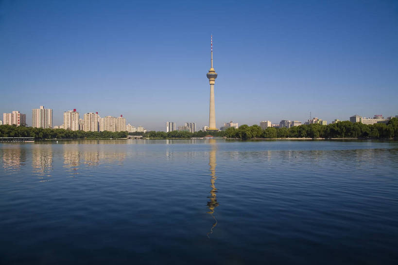 横图,彩色,室外,白天,旅游,湖,美景,建筑,北京,中国,亚洲,塔,树,自然,摄影,美好,东亚,中央广播电视塔,中华人民共和国,彩图,旅行,目的地,玉渊潭公园,bj174