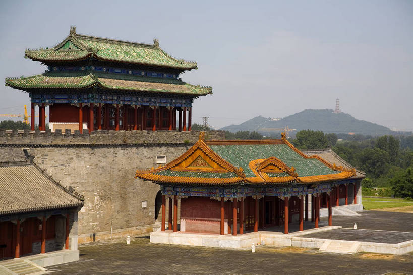 横图,彩色,室外,白天,旅游,建材,建筑,北京,中国,亚洲,瓦片,房屋,楼阁,屋子,文化遗产,瓦,历史,楼房,墙壁,古代,摄影,建造,琉璃瓦,中国文化,建筑材料,东亚,屋瓦,中华人民共和国,古远,古代文明,彩图,旅行,目的地,房子,传统文化,架空,bj174