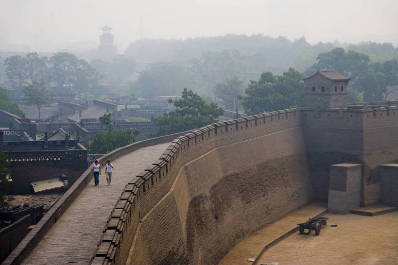 横图,俯视,彩色,室外,白天,旅游,建筑,平遥,中国,亚洲,瓦片,屋顶,烟雾,历史,墙壁,古代,摄影,城楼,东亚,山西省,中华人民共和国,古远,彩图,旅行,目的地,房子,平遥古城,bj174