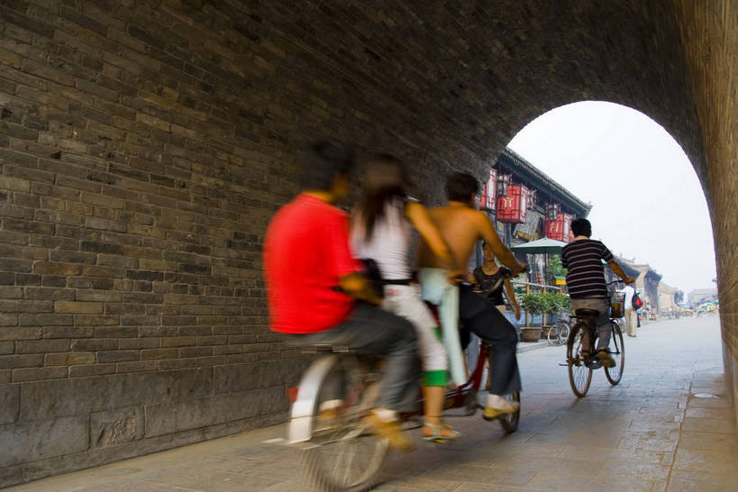 横图,彩色,室外,白天,旅游,建筑,平遥,中国,亚洲,入口,瓦片,大门,屋顶,历史,墙壁,古代,摄影,东亚,山西省,中华人民共和国,古远,彩图,旅行,目的地,平遥古城,bj174