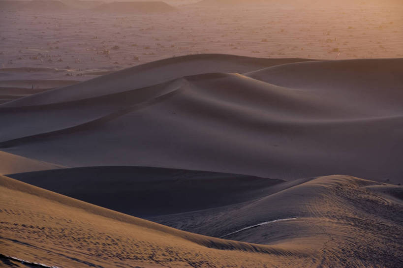 横图,彩色,美景,沙漠,山,敦煌,中国,亚洲,黄沙,沙子,景观,辽阔,沙丘,黄色,自然,广阔,金色,石壁,景色,摄影,地理,环境,山区,中国文化,自然风光,东亚,甘肃,甘肃省,中华人民共和国,西北地区,甘,酒泉,酒泉市,苍凉,敦煌鸣沙山,大漠,彩图,鸣沙山,bj174