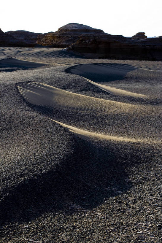 无人,竖图,彩色,石头,丘陵,中国,亚洲,堆积,辽阔,沙丘,自然,石头山,广阔,摄影,地理,风化,中国文化,自然风光,东亚,新疆,雅丹地貌,中华人民共和国,苍凉,风蚀,石化,风蚀地貌,岩石层,岩石,彩图,雅丹,bj174