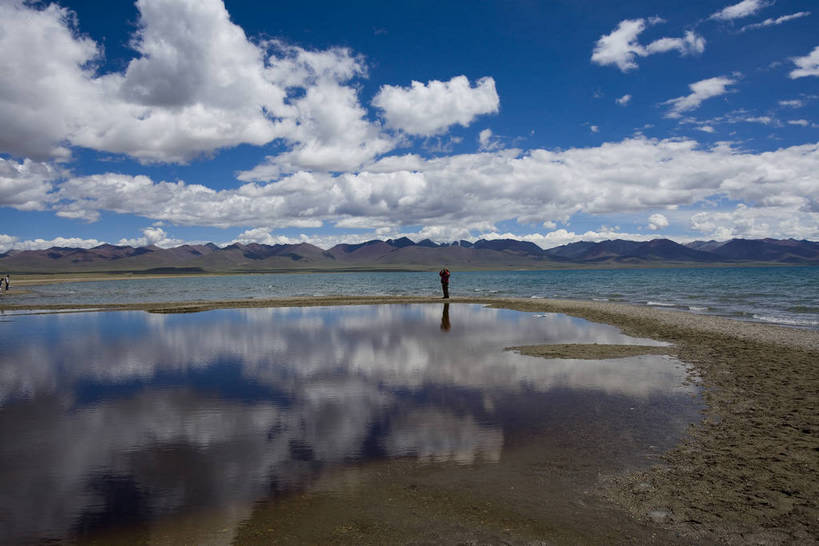 横图,室外,白天,湖,沙滩,中国,亚洲,清澈,漂亮,西藏,蓝色,白云,倒影,天空,自然,天,旅游胜地,摄影,整洁,藏,东亚,西藏自治区,纳木错,圣湖,中华人民共和国,西南地区,砂石,明澈,清彻,清亮,咸水湖,圣洁,牦牛,彩图,灵湖,神湖,腾格里海,天湖,bj174