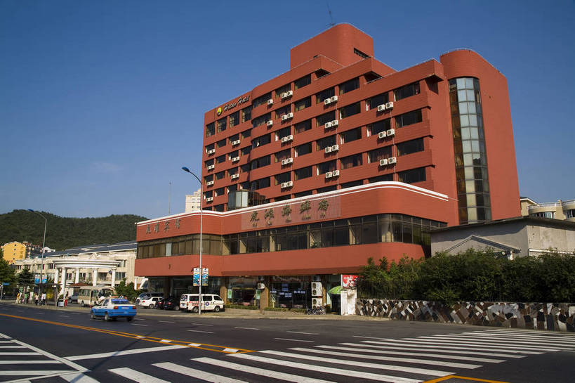 高楼大厦,横图,室外,白天,旅游,度假,城市风光,城市,建筑,路,摩天大楼,大连,中国,亚洲,海边,娱乐,餐饮,现代化,享受,休闲,旅游胜地,摩天大厦,放松,摄影,东亚,辽宁,中华人民共和国,海,彩图,海滨城市,bj174