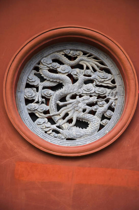 寺庙,竖图,彩色,室外,白天,旅游,度假,名胜古迹,标志建筑,地标,建筑,中国,亚洲,节日,遗迹,雕刻,浮雕,文化遗产,古迹,历史,文化,文物,娱乐,建设,古建筑,建筑物,古代,祈祷,享受,休闲,健康,旅游胜地,放松,竖,许愿,摄影,宗教,佛教,信仰,纪念,祈求,文明,古文明,东亚,中华人民共和国,河南,释教,古远,平安,彩图,旅行,庙,寺,大相国寺,建筑结构,bj174