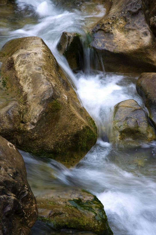 竖图,彩色,旅游,石头,美景,瀑布,山,水,溪流,喷泉,云台山,中国,亚洲,流水,水潭,潭,自然,景色,竖,摄影,清新,自然风光,东亚,中华人民共和国,河南省,彩图,旅行,bj174