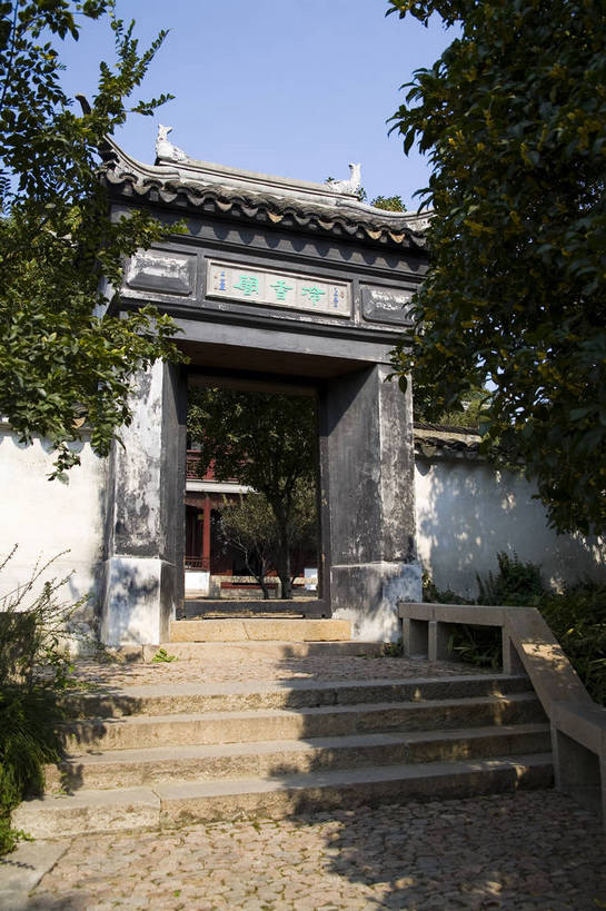 公园,竖图,彩色,室外,特写,白天,旅游,度假,名胜古迹,门,标志建筑,地标,建筑,中国,亚洲,局部,遗迹,图片,庭院,建筑群,院子,古典,古迹,文物,娱乐,建设,古建筑,江苏,苏州,台阶,树木,享受,休闲,旅游胜地,放松,竖,摄影,园林,中国文化,古文明,东亚,江苏省,苏州市,虎丘,中华人民共和国,华东地区,苏,苏州园林,姑苏区,虎丘山,旅行,传统文化,姑苏,虎丘山风景名胜区,苏州虎丘公园,bj174