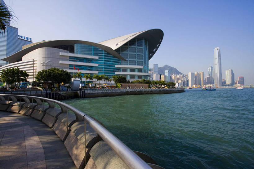 横图,彩色,室外,白天,旅游,度假,名胜古迹,标志建筑,地标,建筑,香港,中国,亚洲,繁华,遗迹,图片,建筑群,古迹,文物,娱乐,建设,现代,古建筑,现代建筑,维多利亚港,享受,休闲,旅游胜地,摩天大厦,放松,摄影,港,古文明,东亚,发展,维多利亚湾,香港特别行政区,港澳台,中华人民共和国,繁荣,维多利亚,发达,维港,彩图,港湾,高楼,海港,bj174